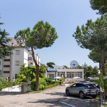 Hotel La Fonte Città Sant'Angelo Esterno foto